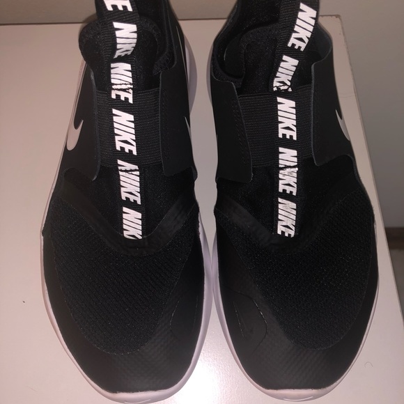 Nike slip ons - Picture 1 of 4